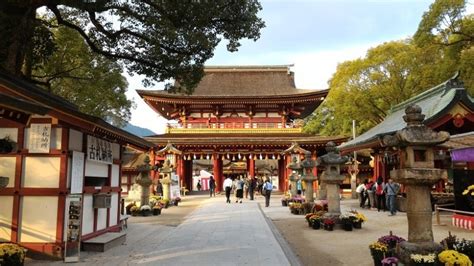 神社巡りと御朱印 太宰府天満宮 神社 御朱印 と カメラと散歩