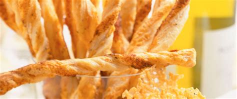 Easy Spicy Cheese Straws | Boar's Head