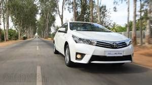 2014 Auto Expo Toyota Corolla Altis Unveiled Overdrive