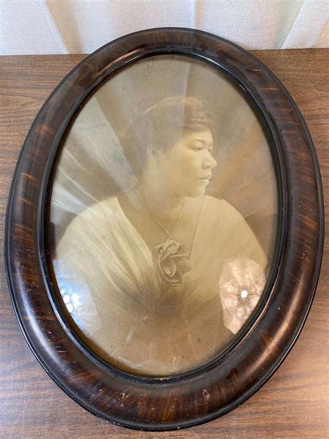 Lot 153 Antique Bubble Glass Frame Portrait