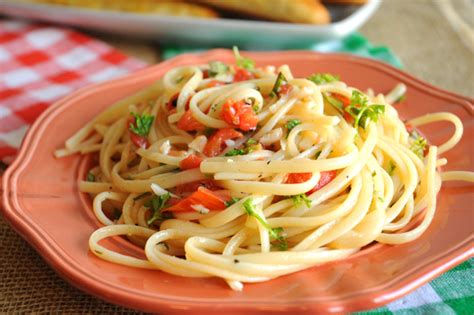 Vegan Garlic Tomato Pasta Vegan Recipes From Cassie Howard