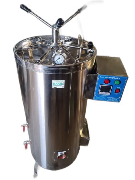 Vertical Double Wall Radial Lock Autoclave Semi Automatic And Manual