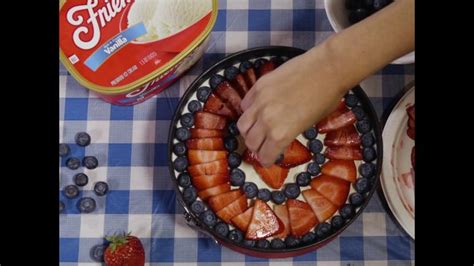 Patriotic Ice Cream Pizza