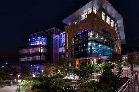 Austin Central Library Austin Texas A Nighttime View Of Flickr