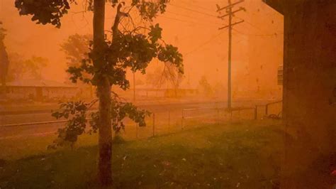 Brisbane Qld Weather Wind Rain And Dust Storms Tear Through Queensland The Courier Mail