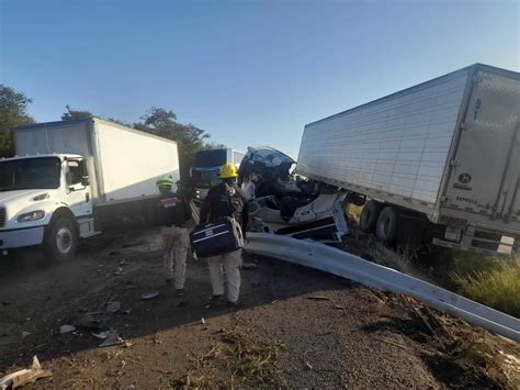 Onda Gélida En Nuevo León Accidentes Viales Lesionados Y Dos Personas