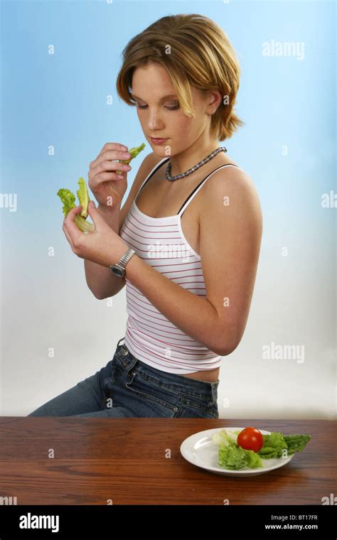 Anorexia Anorexic Hi Res Stock Photography And Images Alamy