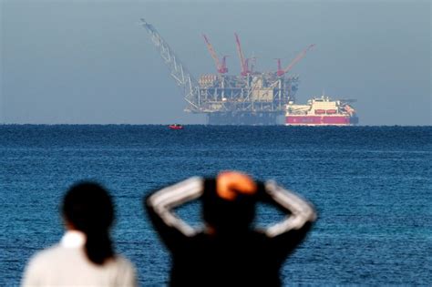 Israels Leviathan Field Begins Pumping Gas