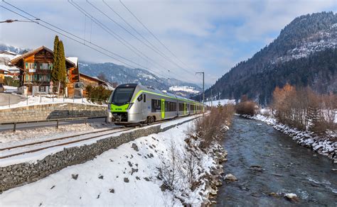 RABe 528 104 Der BLS Zwischen Boltigen Und Weissenbach