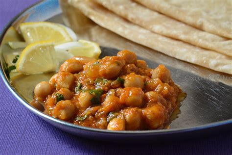 Chana Butter Masala How To Make Chana Masala Spiceindiaonline