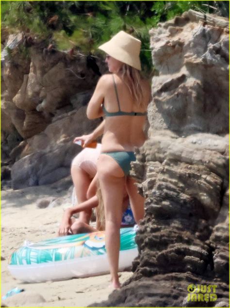 Kate Hudson Bares Fit Physique In A Bikini During Greece Trip Photo 5173563 Bikini Kate