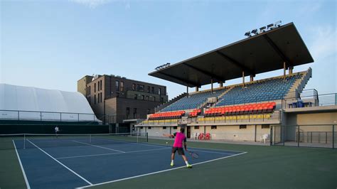 Olympic Tennis Court / Artstudio Project | ArchDaily