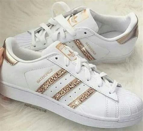 Zapatillas Con Dorado 25 Flamantes Modelos Lo Mejor De 2024