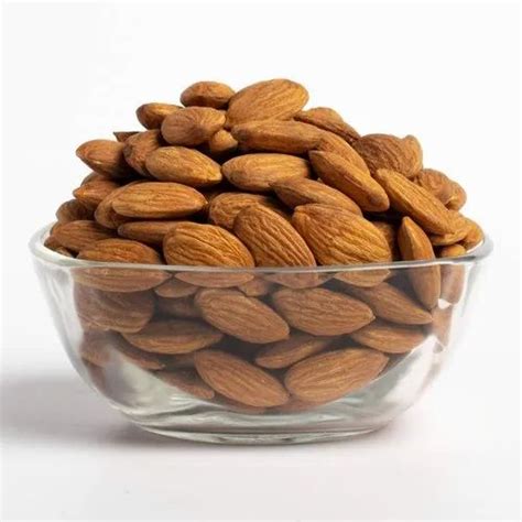 Premium California Almond Grade Grade A Packaging Type Plastic Box