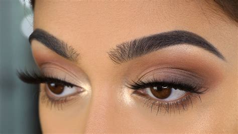 Easy Glam Makeup Tutorial For Beginners | Makeupview.co