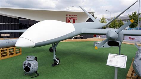 La Russie Envoie Son Nouveau Drone De Reconnaissance Dans Les Airs