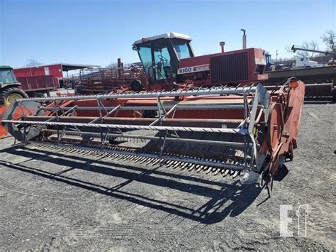 Hesston 8100 Self Propelled Swather Wdraper Head Lot 651 Lutz