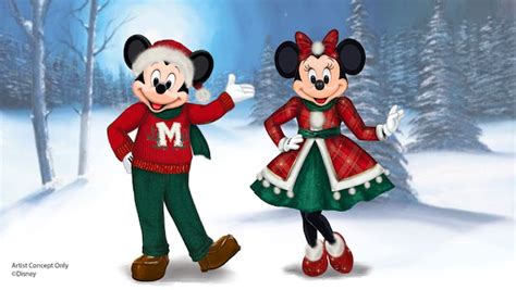 Mickey And Minnie Mouse To Debut New Holiday Costumes At Disneyland