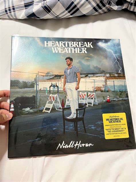 UO EXCLUSIVE RARE Niall Horan Heartbreak Weather Limited Yellow Vinyl