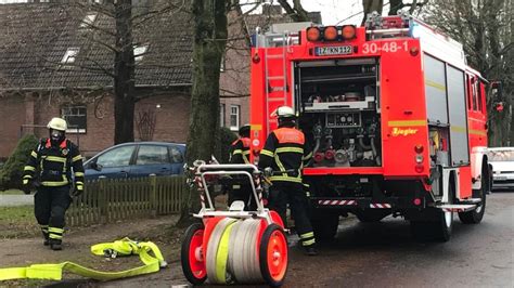 Einsatz Der Feuerwehr Gl Ckstadt Huhn Brutzelt In Der Pfanne Shz