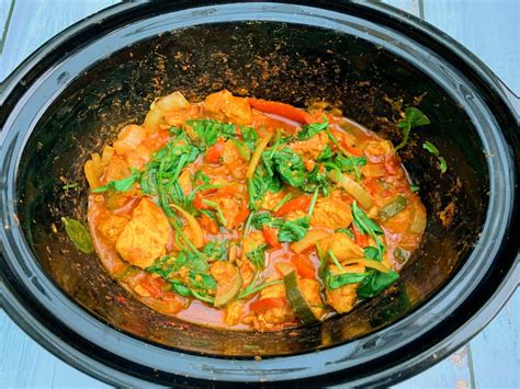 Slow Cooker Turkey Curry - BakingQueen74