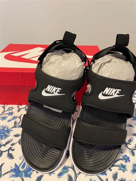 Nike sandals, Women's Fashion, Footwear, Sandals on Carousell