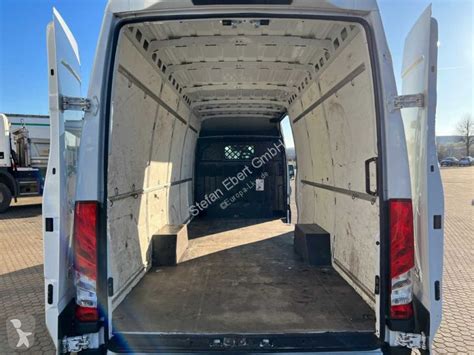 Fourgon Utilitaire Iveco Daily S A V Automatik Klima Mm