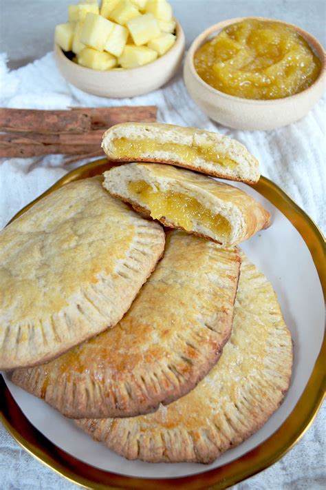 Empanadas de piña Pizca de Sabor