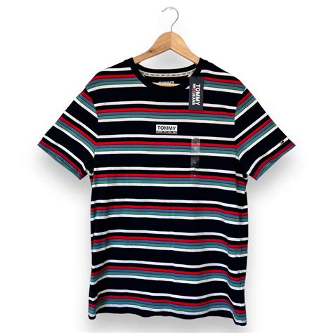 Polera Hombre Tommy Hilfiger La Maleta Por El Mundo