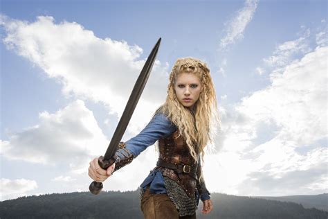 Vikings Lagertha Season 3 Official Picture Vikings Tv Series Photo