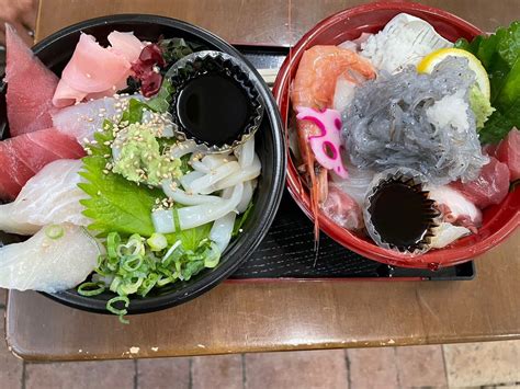 海鮮丼♪ いつもふたりと一匹で！