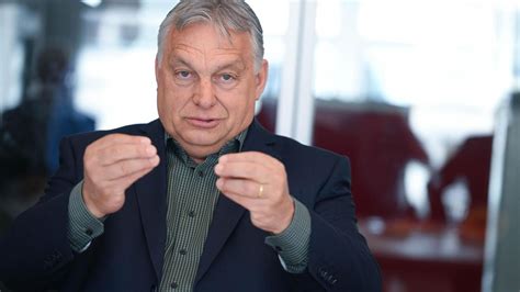 Orban Im Interview „mit Merkel Als Kanzlerin Hätten Wir Jetzt Keinen Krieg“