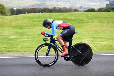 Zoe Bäckstedt destroys Wollongong 2022 Junior women s chrono course to