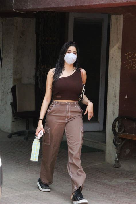 Janhvi Kapoor Looks Hot And Comfy In Her Airport Outfits