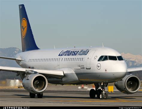 D AILH Airbus A319 114 Lufthansa Italia Stefano R JetPhotos