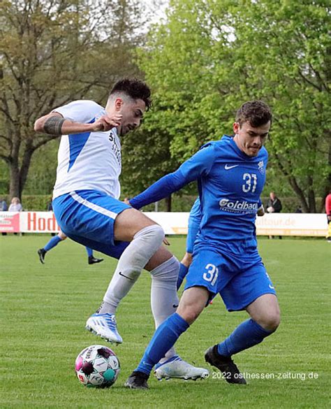 Bildergalerie Vom Verbandsliga Spiel Eichenzell Gegen Thalau