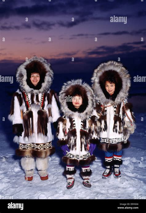 Inuit clothing kids hi-res stock photography and images - Alamy