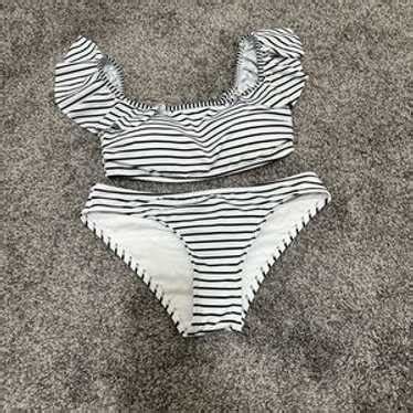 Vince Camuto Bikini Off The Shoulder Gem