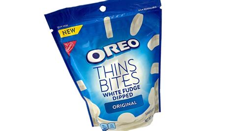 White Fudge Oreo Thins Unwrapping Youtube