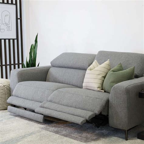 Humble Sofa w/ Power Recline - Q Living Furniture