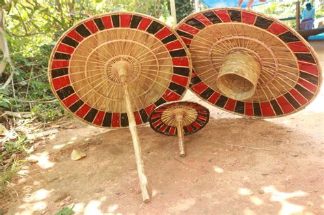 Olakkuda Ezhunnallath A Festival Of Palm Leaf Umbrellas Aims To