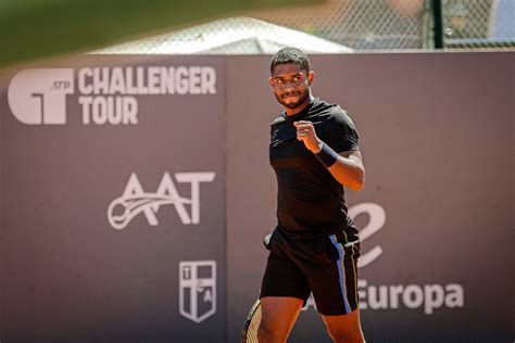 Jo O Lucas Reis Cai Para Prod Gio Peruano Na Semi Do Challenger De