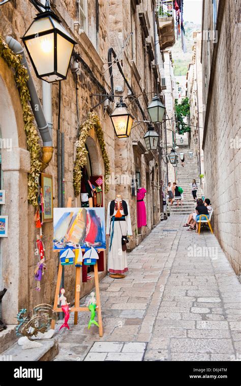 Dubrovnik Old Town One Of The Narrow Side Streets Dubrovnik Stock