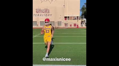 Hilarious impersonations of LeBron James as a football player 🤣 #shorts ...