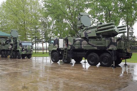 Guy Plopsky on Twitter: "Two of Serbia's newly acquired Pantsir-S1 ...