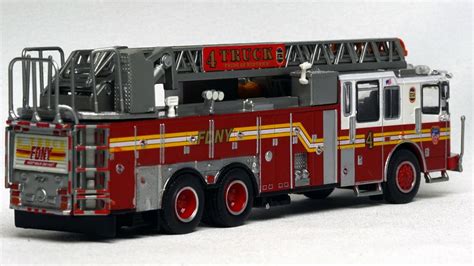 Pcx Fdny Ferrara Ultra Ladder Fire Truck Manhattan Theatre Dist