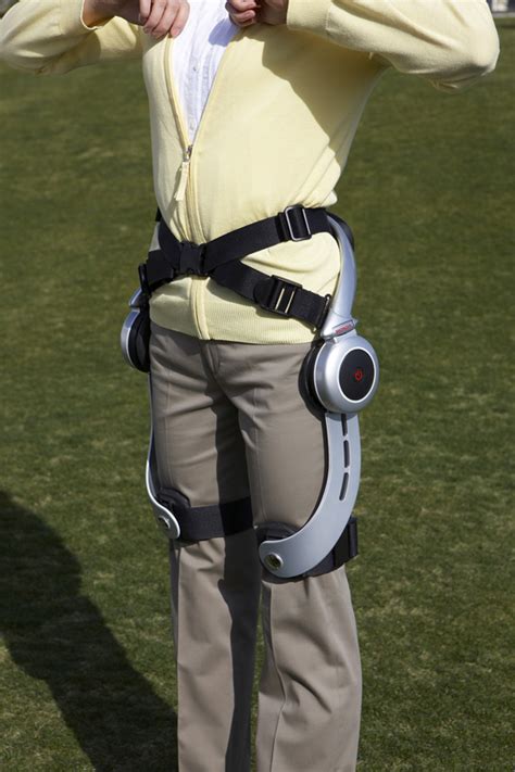 Honda Global | April 14 , 2009 "Honda's Prototype Walking Assist Devices Demonstrated in U.S."