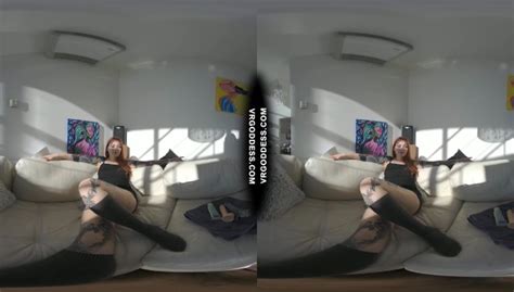 Double Pussy Dildo Gets Stuck Inside Dvp Dpp Hole Stretching Fetish Video VR Porn Video