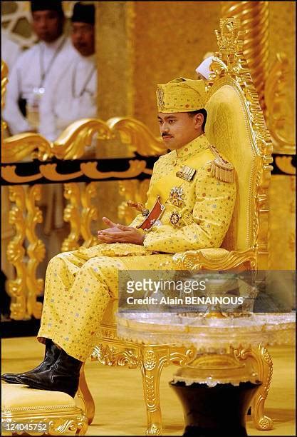 Sultan Of Brunei Palace Photos and Premium High Res Pictures - Getty Images