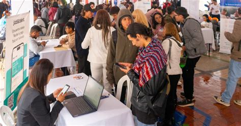 Cae el desempleo en Bogotá la tasa de desocupación cayó a 9 9